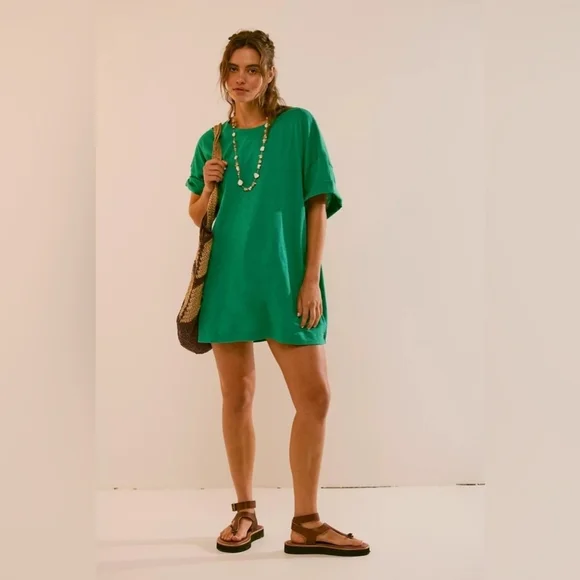 Free People Beach Essential Extreme Tee Mini Dress Golf Green NWOT - Picture 3 of 8